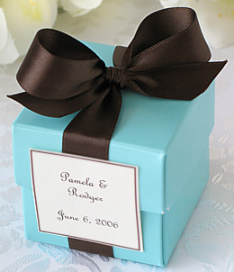 tiffany blue and chocolate favor boxes