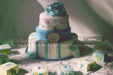 baby blocks cake and miniature cakes